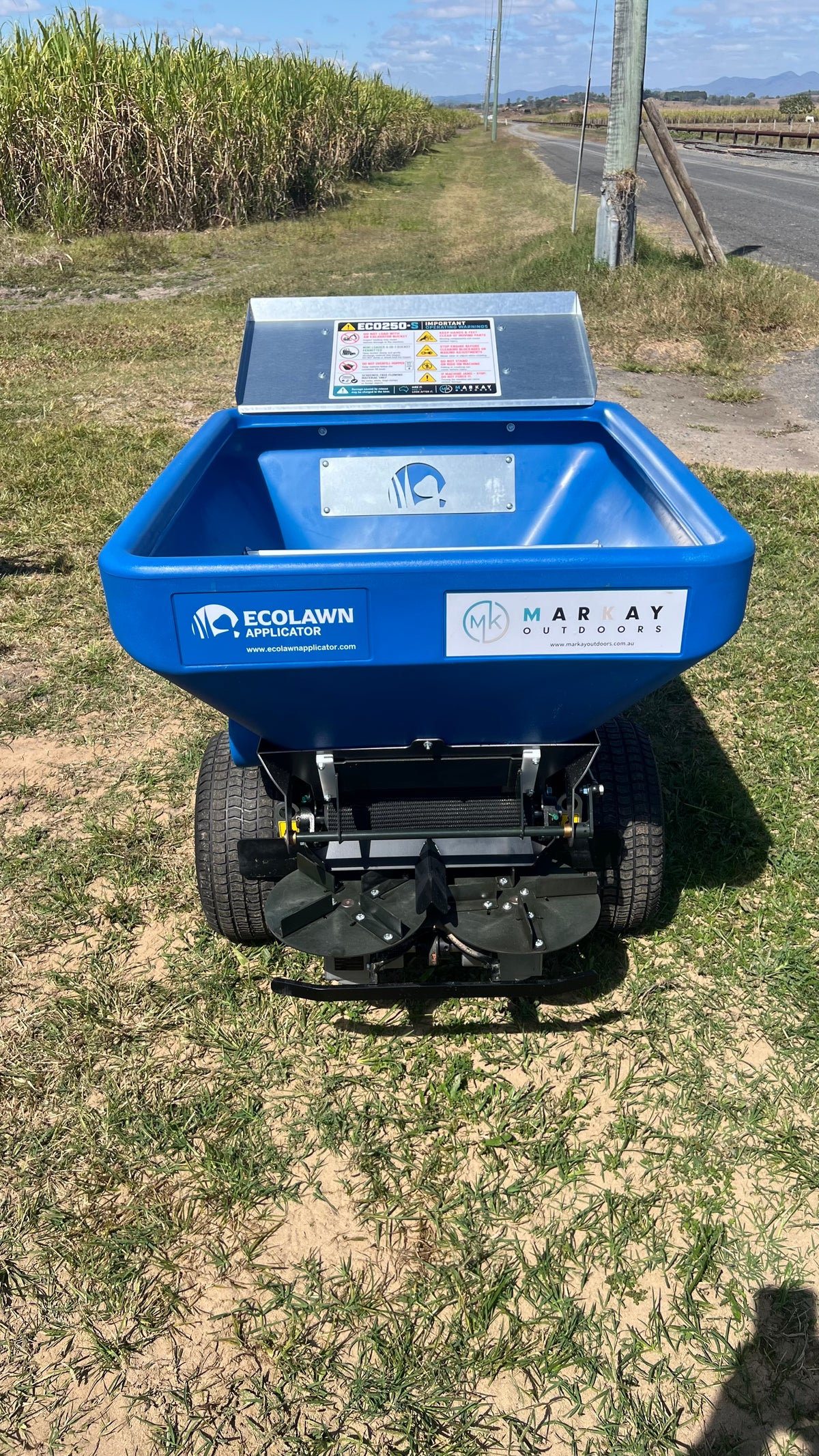 ECO250-S Sand Spreader & Top Dresser Hire Mackay - MarKay Outdoors