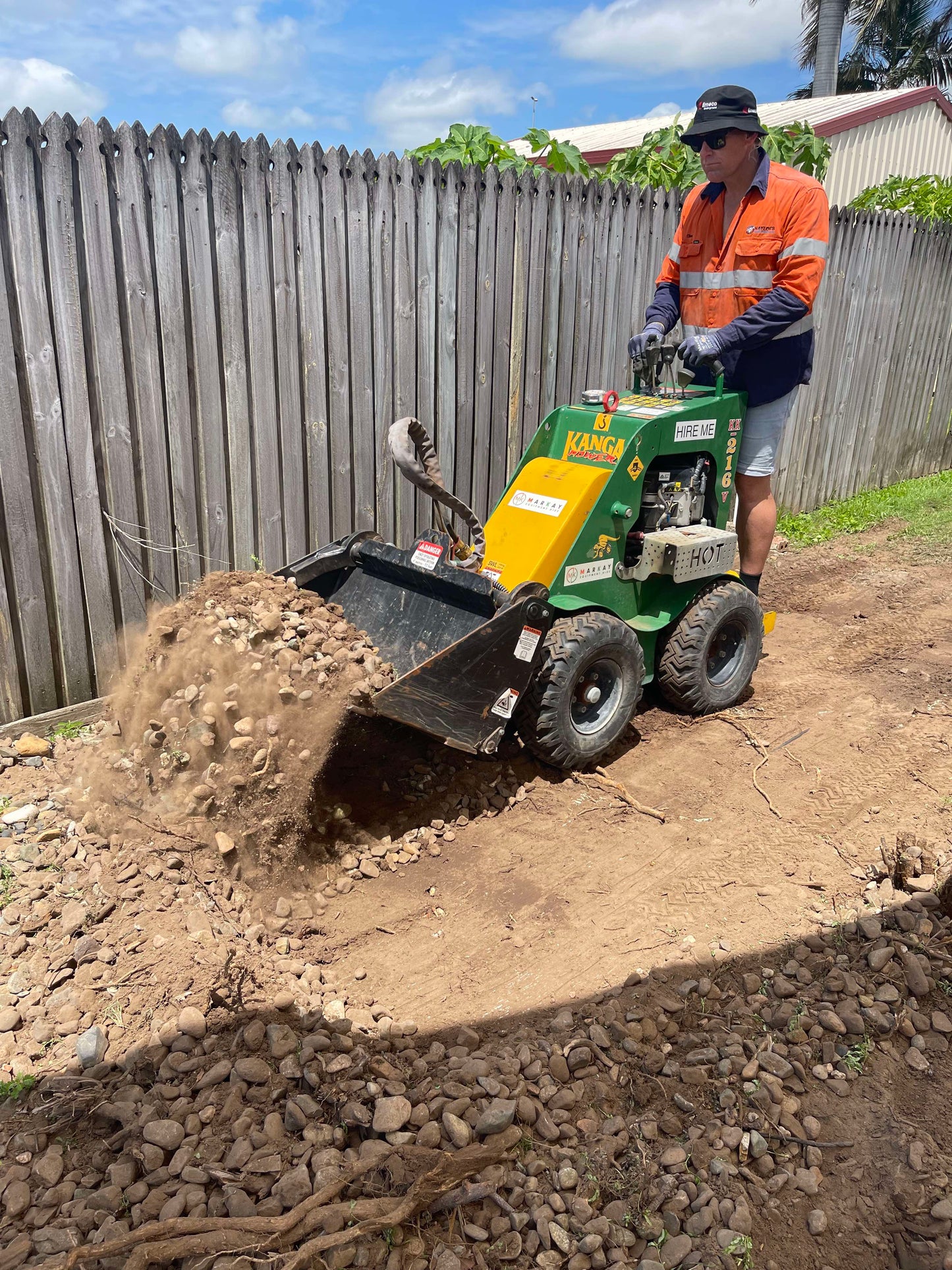 kk216 Kanga Kid Mini Loader Hire Mackay | MarKay Outdoors