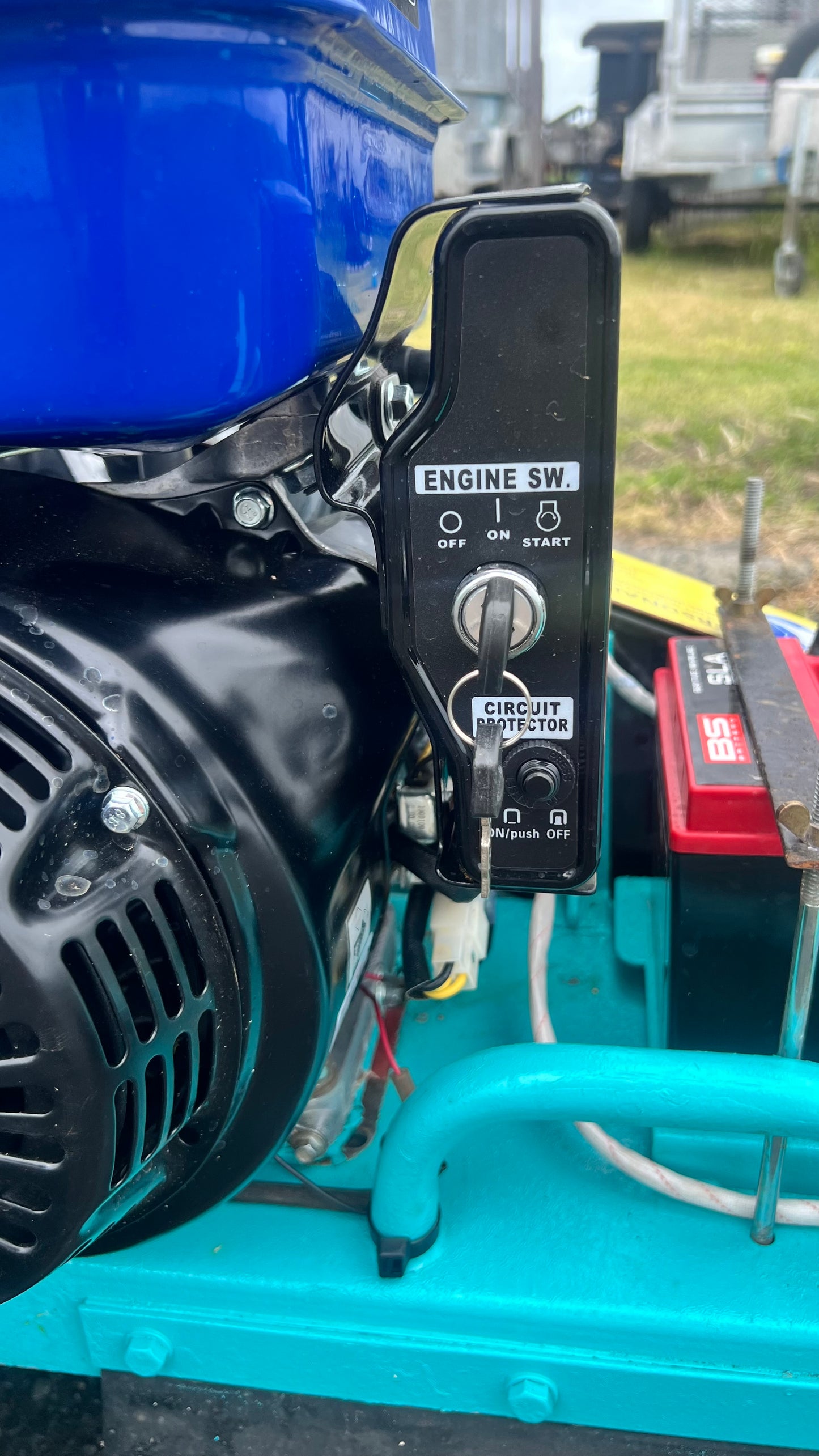 Stump Grinder Hire Mackay | Tree & Stump Removal Equipment | MarKay Outdoors - MarKay Outdoors